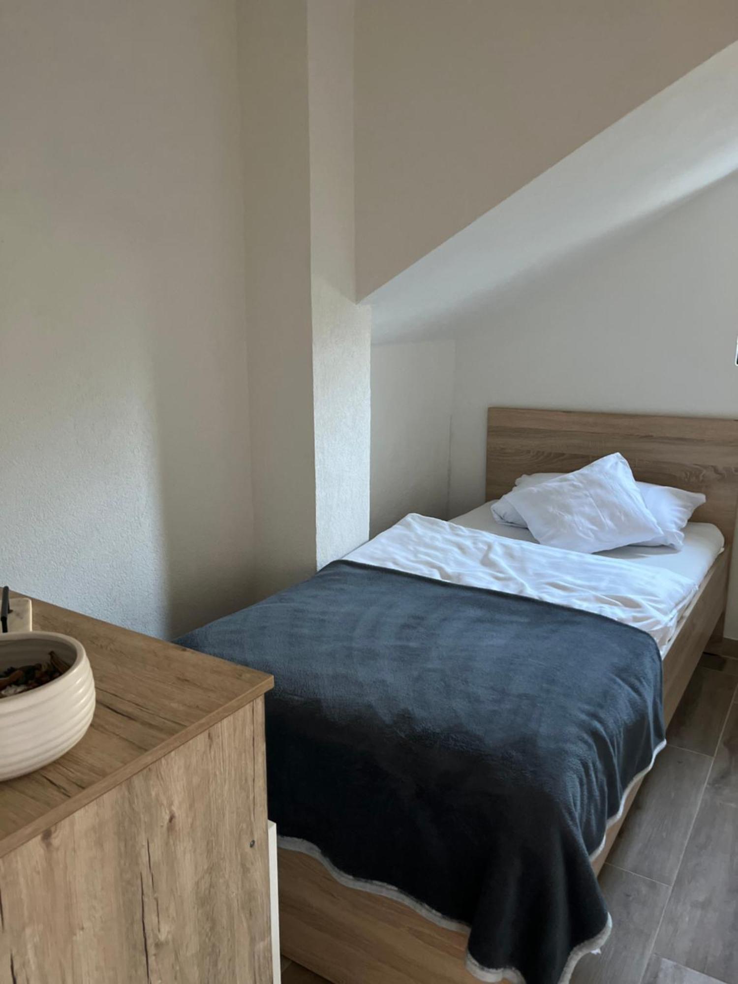 Guest House Eden Bihać Екстериор снимка